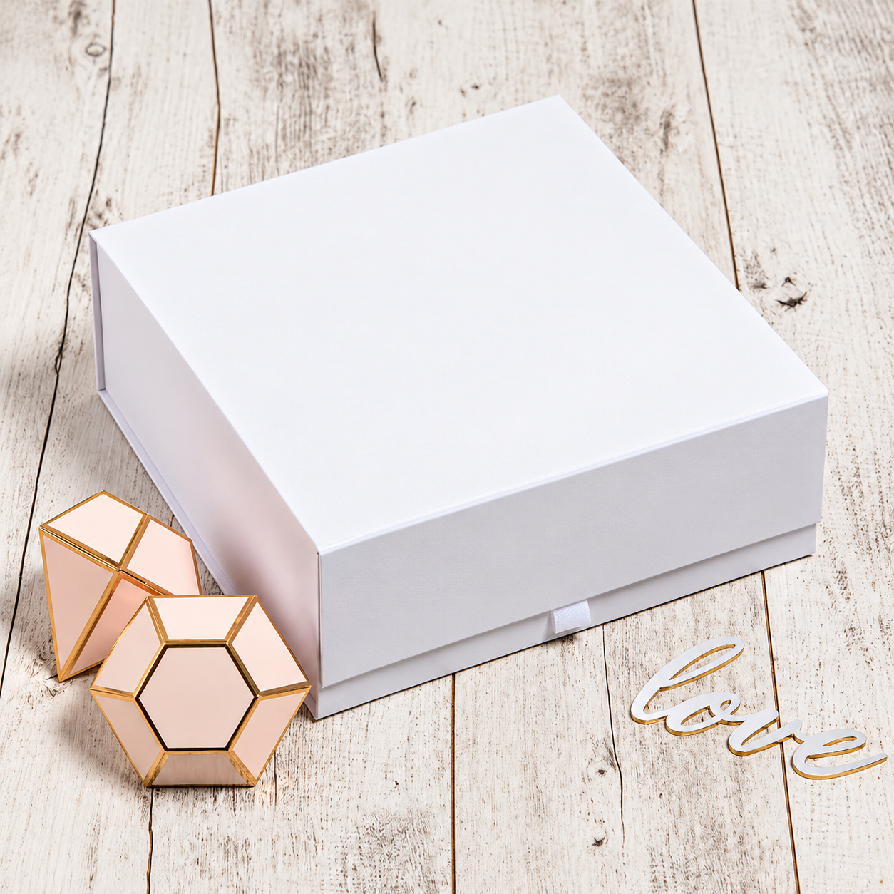Magnetic box